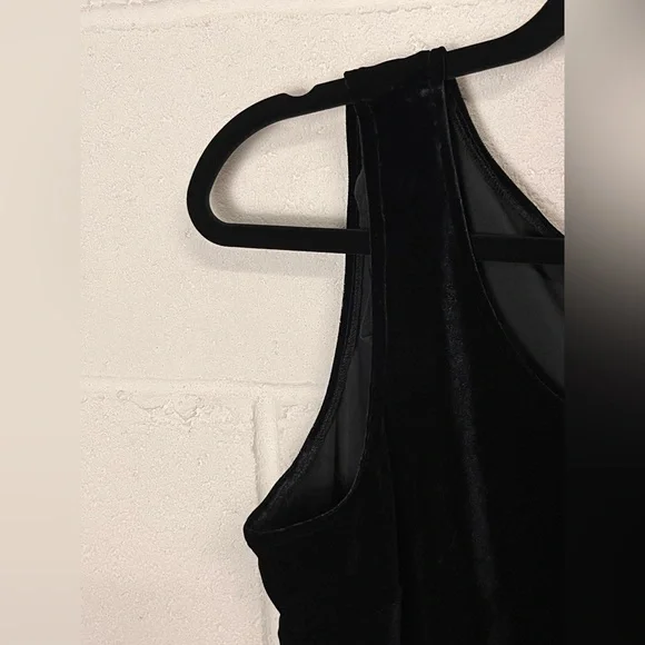 🌻$11 Deal!🌻 Victor Costa Women's Black Velvet Tank Top Size L $11 DEAL - Picture 4 of 5